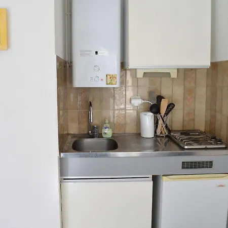 Apartment Studio 4 Pers, Proche Plage, Parking Prive, Cap D'agde - Fr-1-249-349 *