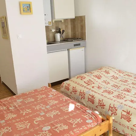 Apartment Studio 4 Pers, Proche Plage, Parking Prive, Cap D'agde - Fr-1-249-349
